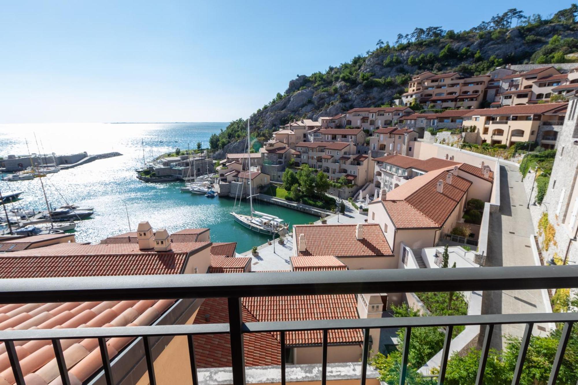 Portopiccolo Avolare Apartments In Borgo - Beach Included Sistiana Dış mekan fotoğraf