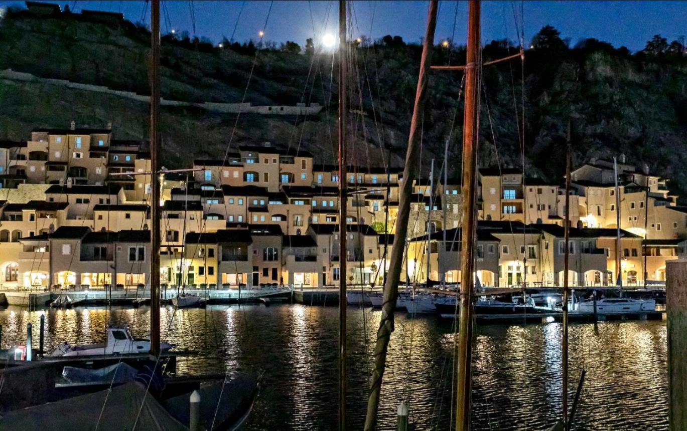 Portopiccolo Avolare Apartments In Borgo - Beach Included Sistiana Dış mekan fotoğraf